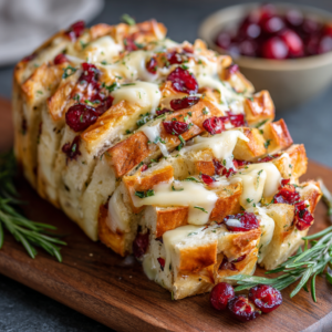 Cranberry & Brie Holiday Pull-Apart Bread